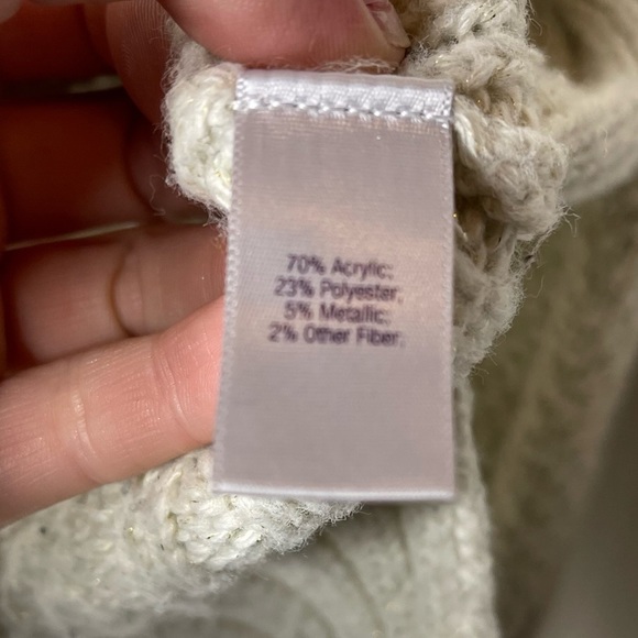 JENNIFER LOPEZ Cream Oversized Cowl Neck Sweater XS - Picture 6 of 7